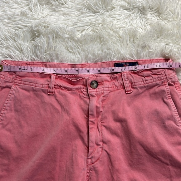 Vineyard Vines Island Shorts - Picture 4 of 9